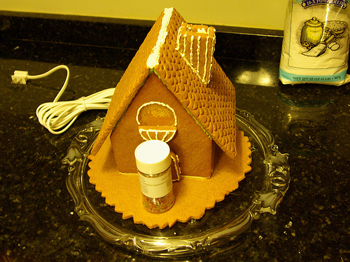 Gingerbread house before decoration